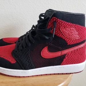 Jordan 1 Flyknit "Bred"